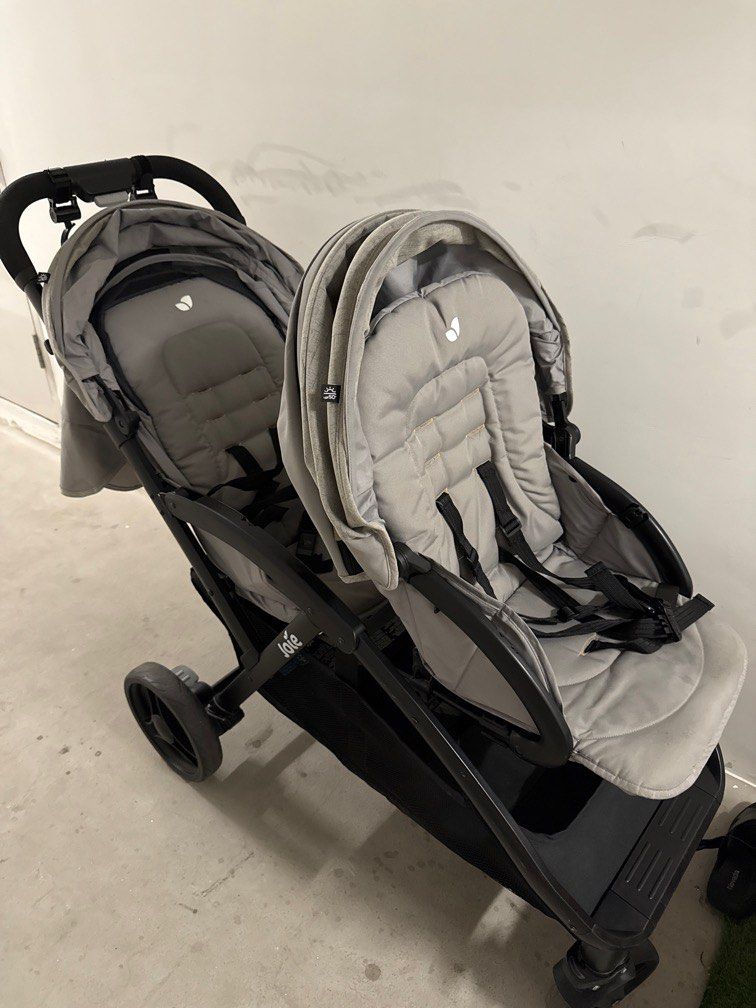 Joie double stroller (front-back) (Category: Strollers) located in Singapore. Submitted by jublin13 (Listing ID 1373163052, Image 1). Description: .