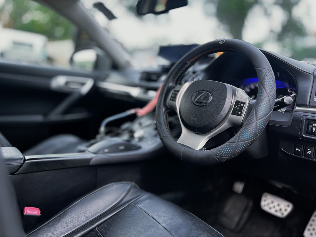 Lexus CT200h (A)62863132651907112