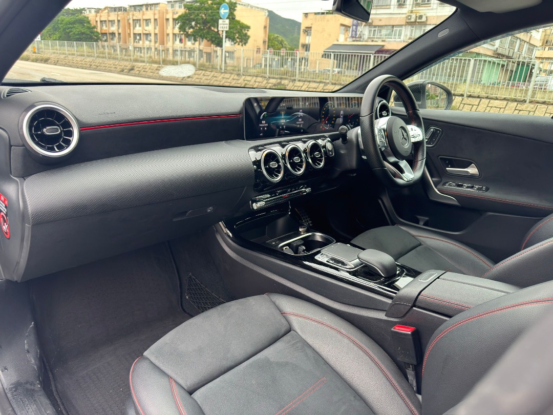Mercedes-Benz A250 AMG Auto62863126861058114