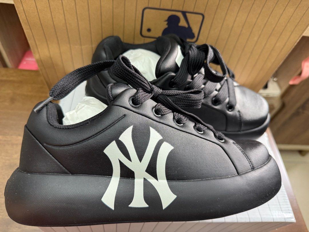 MLB BRAND NEW BLACK MENS SNEAKER (Category: Sneakers) located in Makati City. Submitted by kimberlyan58151 (Listing ID 1373224768, Image 1). Description: With Box , We have removed the tag accidentally but its still brandnew , you can drop your offer.