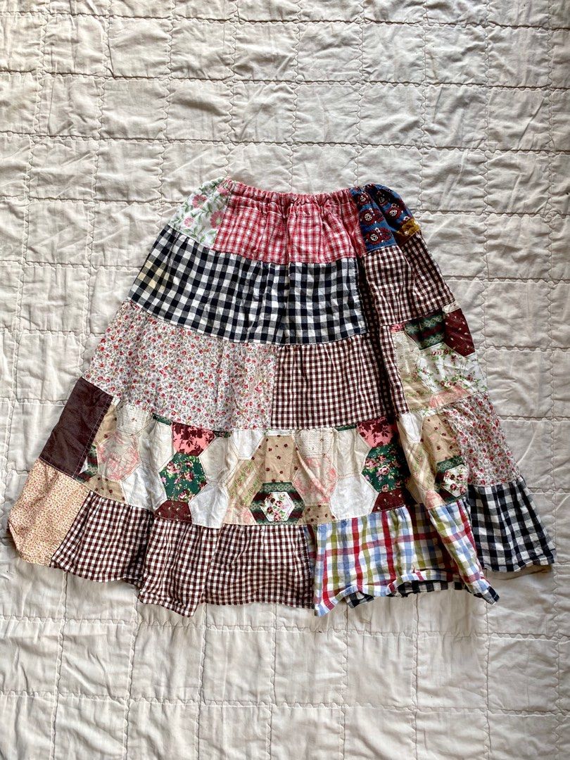 Patch Work Set (Category: Sets or Coordinates) located in Dipolog. Submitted by j4rty_closet (Listing ID 1373188268, Image 3). Description: Sets thrifted but in a good condition.