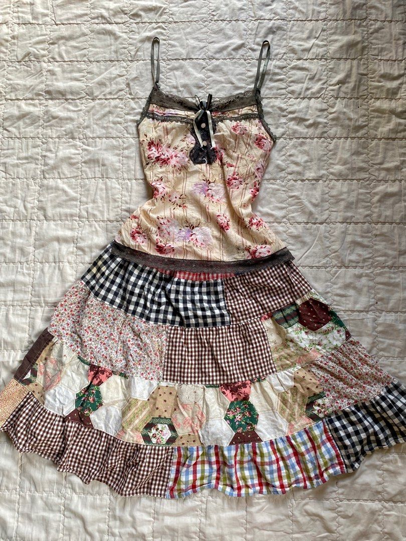 Patch Work Set (Category: Sets or Coordinates) located in Dipolog. Submitted by j4rty_closet (Listing ID 1373188268, Image 1). Description: Sets thrifted but in a good condition.
