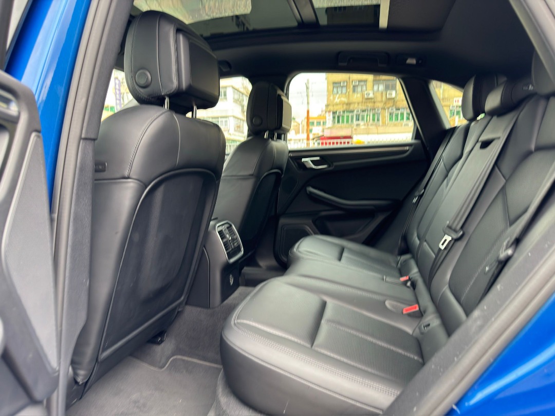 Porsche Macan 2.0T Facelift Auto62863127273985114