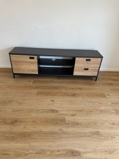 (Category: ) located in . Submitted by priceworthfurniture (Listing ID 1373052188, Image 1). Description: .