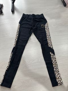 (Category: ) located in . Submitted by b_e.preloved (Listing ID 1373120636, Image 1). Description: .