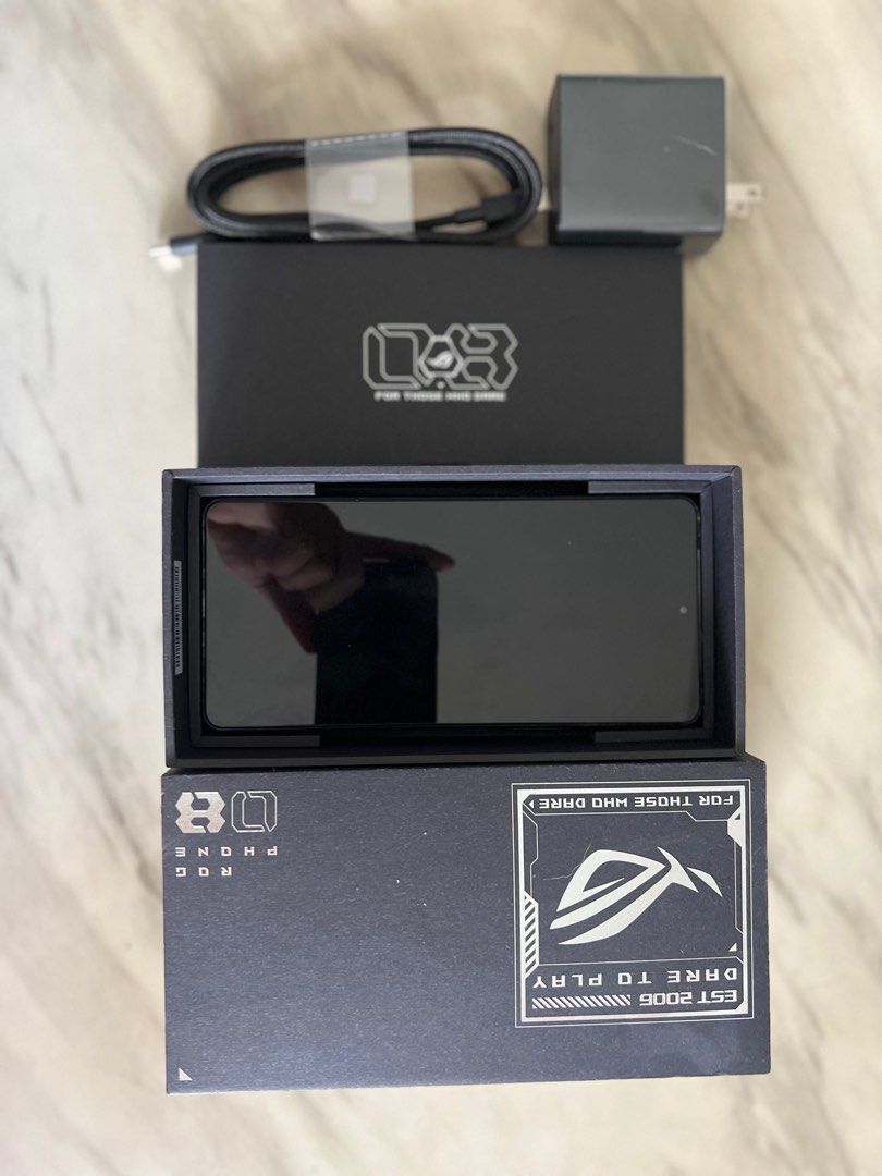 ROG 8 (Category: Asus) located in Manila. Submitted by hhaarryy (Listing ID 1373118824, Image 3). Description: FOR SALE ROG 8 -Snapdragon 8 Gen 3 -12GB RAM -256GB -5G Dual SIM Comes with -Original fast charger -Box -Bumper case Used for 5mos, No scratches, almost new Date of purchase: December 23, 2024 .