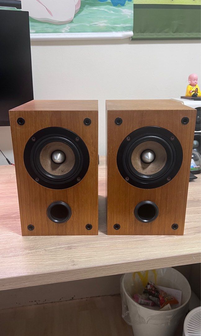 由 jeffgao5171408 (刊登 ID 1373114892，圖片 1) 提交，位於 台北市 (Taipei) 的 TB speaker 4吋 全音域喇叭一對 (類別：Soundbar、揚聲器、藍牙喇叭、耳擴)，說明：寬16cm.高26cm.深20.5cm。