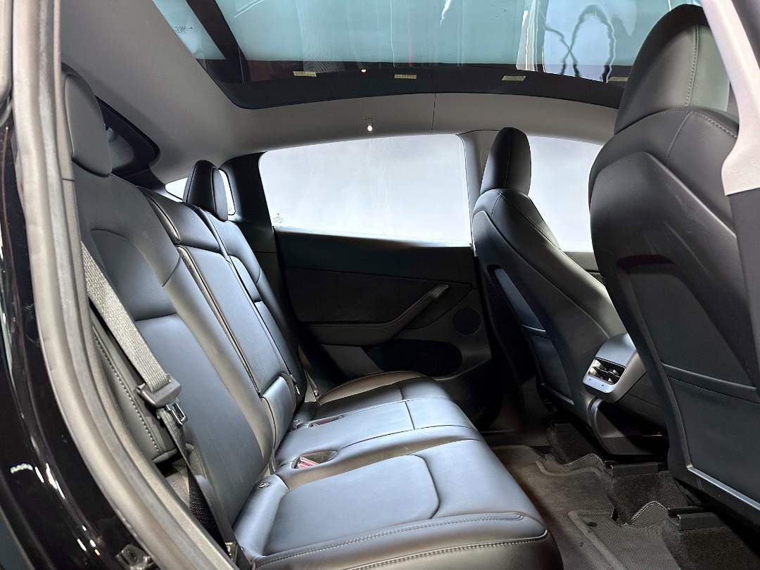 Tesla MODEL Y STANDARD RANGE Auto62863126598018114