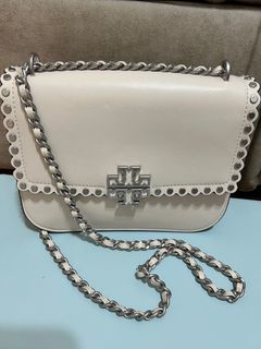 （分類：）位於 。 由 chloechloe76 提交（商品編號 1373136211，圖片 1）。簡介： 。
