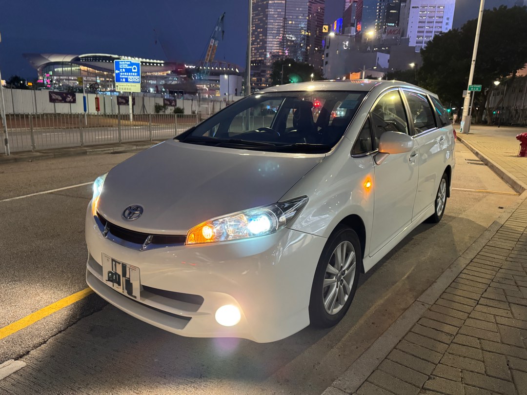 Toyota Wish 1.8 (A)628658730118421119