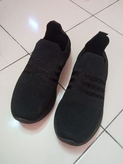 (Category: ) located in . Submitted by aina.s.wardrobe (Listing ID 1373086750, Image 1). Description: .