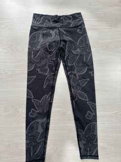 (Category: ) located in . Submitted by b_e.preloved (Listing ID 1373121199, Image 1). Description: .
