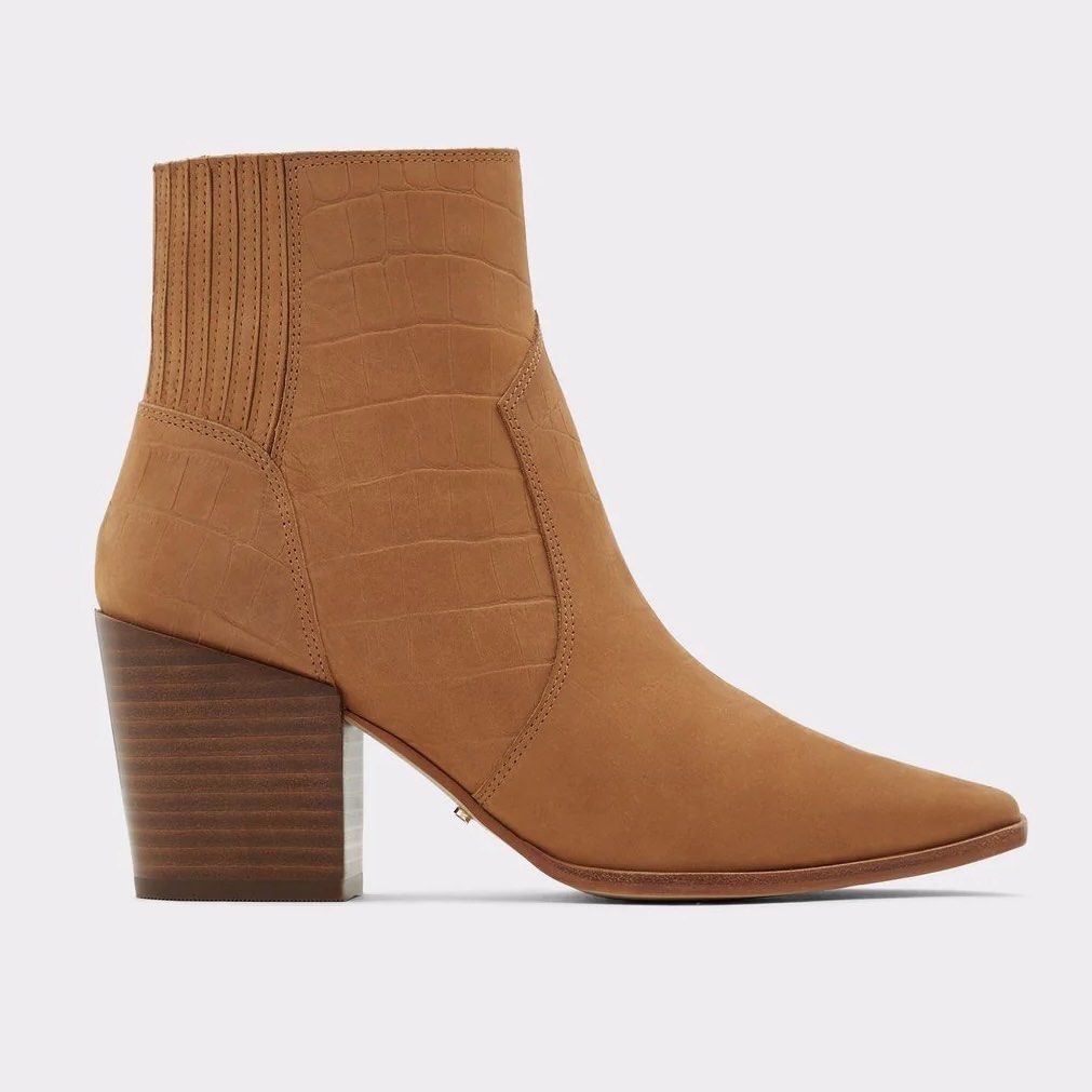 Aldo Brown Heel Boots - US 7.5 (Category: Boots) located in Pateros City. Submitted by sleepyguy12 (Listing ID 1373359054, Image 2). Description: Only used once. Beautiful shoes. Bought for 7k php. Size 7.5 US.