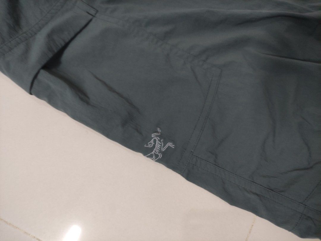 Arc'teryx Rampart Cargo Hiking Pants (Category: Jeans) located in Manila. Submitted by maxxxxxxxxxxxx (Listing ID 1373308718, Image 3). Description: for sale authentic Arc'teryx rampart cargo pants size large 34 wide and comfy fit with side pockets.