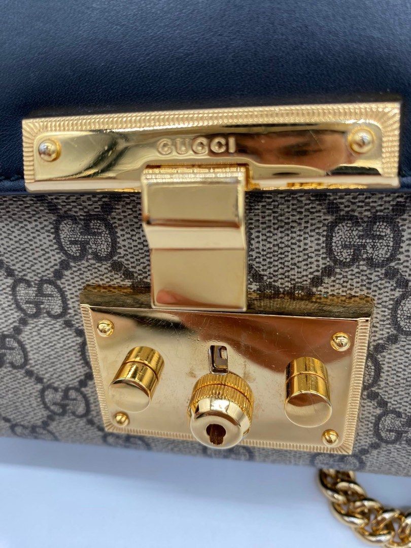 Authentic gucci bag (Category: Luxury Bags & Wallets) located in Quezon City. Submitted by preetycindz (Listing ID 1373264170, Image 3). Description: Authentic gucci pad lock Still in prestine condition No major flaws Complete inclusion with box .