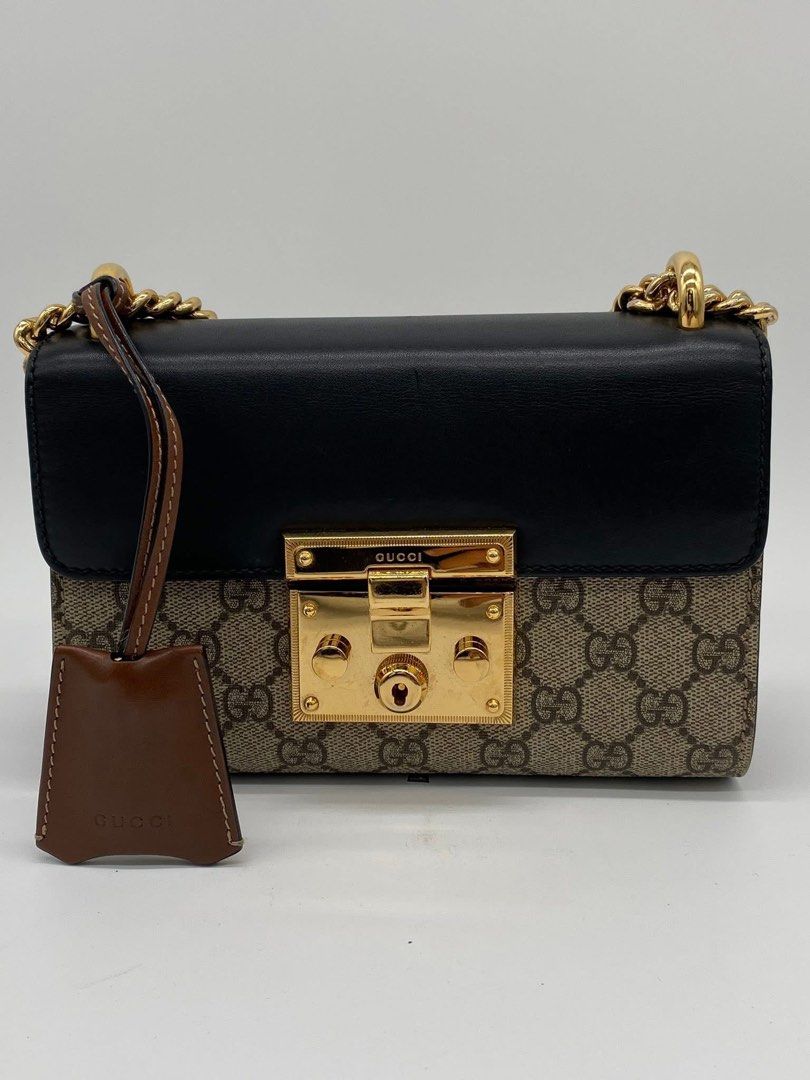 Authentic gucci bag (Category: Luxury Bags & Wallets) located in Quezon City. Submitted by preetycindz (Listing ID 1373264170, Image 2). Description: Authentic gucci pad lock Still in prestine condition No major flaws Complete inclusion with box .