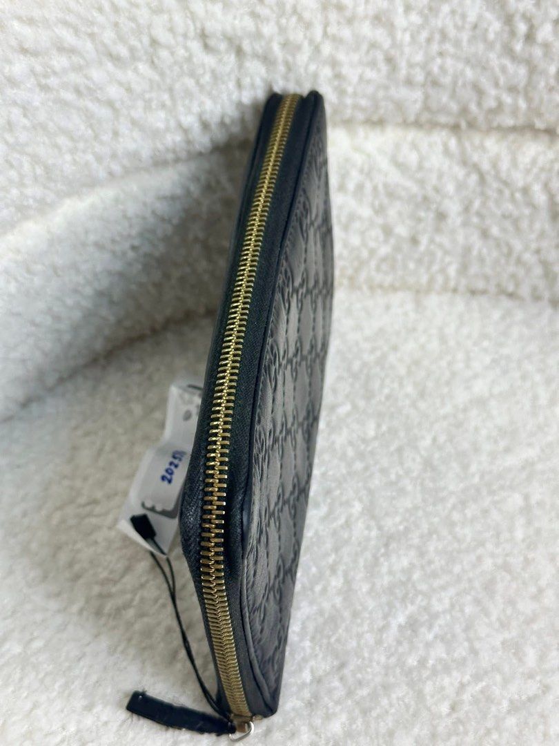 Authentic Gucci guccissima•ziparound wallet (Category: Luxury Bags & Wallets) located in Quezon City. Submitted by jhaediah (Listing ID 1373334459, Image 3). Description: 🧚🏻guccissima•ziparound wallet Fits passport preloved good condition code 16.
