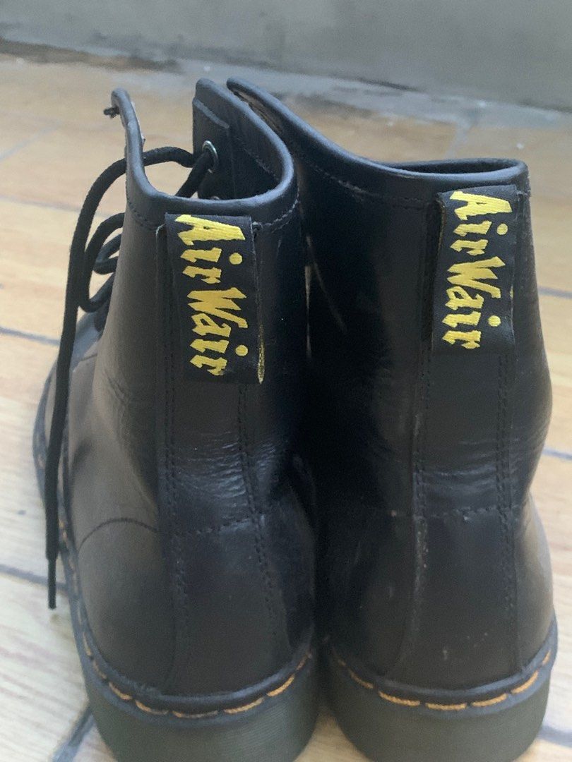Black doc martens dupe boots (Category: Boots) located in Daet. Submitted by breezyfits.ph (Listing ID 1373326965, Image 3). Description: Marikina made shoes, very high quality. Rfs: too big on me .