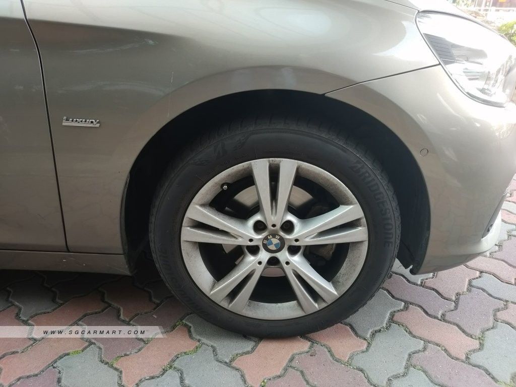 BMW 2 Series Gran Tourer Diesel 216d (A) (Category: Used Cars) located in Singapore. Submitted by kelvinseow.cars (Listing ID 1373312825, Image 3). Description: 𝗖𝗮𝗿 𝗗𝗲𝘀𝗰𝗿𝗶𝗽𝘁𝗶𝗼𝗻 🚘 📄 Do contact me to find out more about this unit. 𝗪𝗮𝗿𝗿𝗮𝗻𝘁𝘆 𝗗𝗲𝘁𝗮𝗶𝗹𝘀 🚘 🛡 ✔ Default 6 months lemon law protection from engine/gearbox failure. ✔ Extended warranty options available. 𝗟𝗼𝗮𝗻 𝗢𝗽𝘁𝗶𝗼𝗻𝘀 🚘 💵 ✔ Bank & In-House loan availa