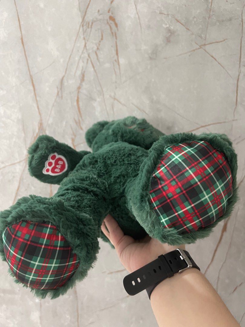 Build a Bear - Christmas Plaid Teddy, Hobbies & Toys, Toys & Games on  Carousell