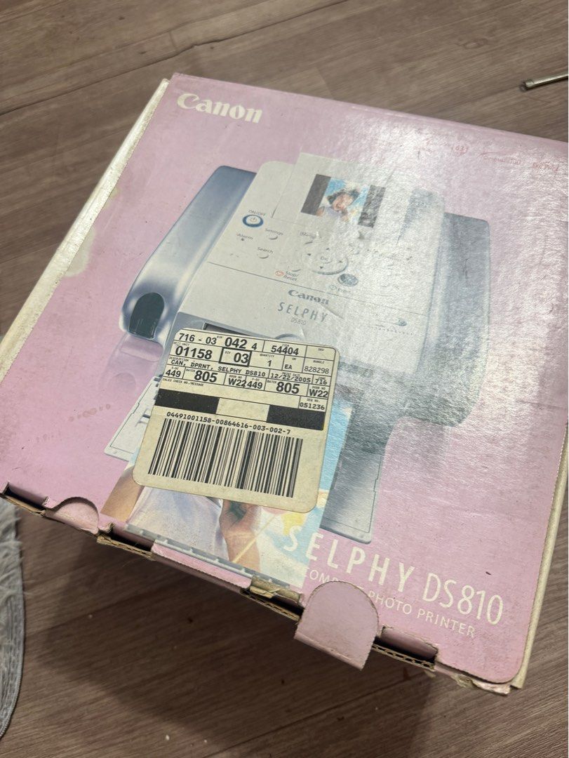 Canon Selphy Photo Printer (Category: Printers, Scanners & Copiers) located in Manila. Submitted by angela.gg (Listing ID 1373357042, Image 2). Description: - never been used - vintage.