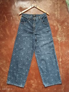 (Category: ) located in . Submitted by sherifhae-95902 (Listing ID 1373268698, Image 1). Description: .