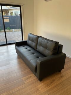 (Category: ) located in . Submitted by priceworthfurniture (Listing ID 1373228232, Image 1). Description: .