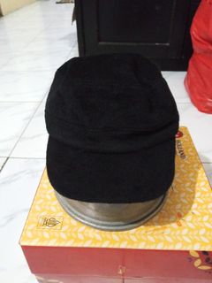 (Kategori: ) berada di . Dikirim oleh syasa_thrift (ID iklan 1373333133, Gambar 1). Deskripsi: .