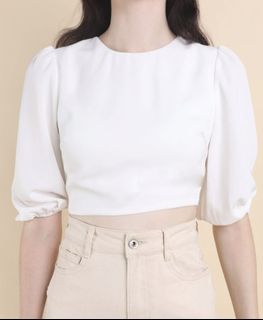(Category: ) located in . Submitted by trendychic (Listing ID 1373363838, Image 1). Description: .