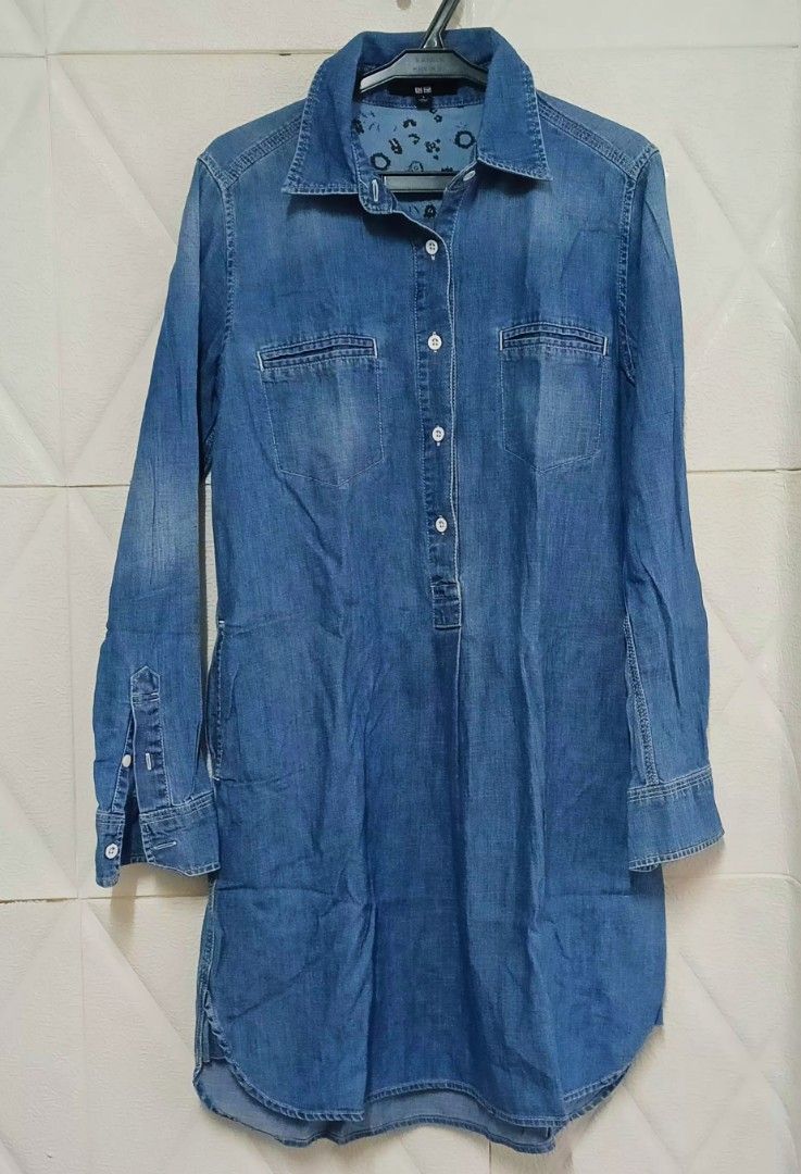 Denim dress (Category: Dresses) located in Cebu City. Submitted by monique1321 (Listing ID 1373265031, Image 1). Description: Denim shirt dress.
