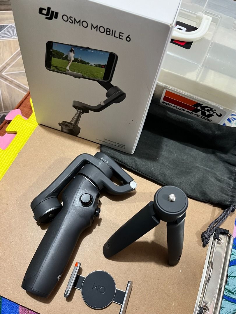 DGI OSMO MOBILE 6 STABILIZER (Category: Camera Bags & Carriers) located in Pasay City. Submitted by jclothing.ph (Listing ID 1373361786, Image 2). Description: Selling DGI OSMO MOBILE 6 STABILIZER All in good condition! Nego. RFS: decluttering Please call/text me for urgent inquiries: 09498488903 .