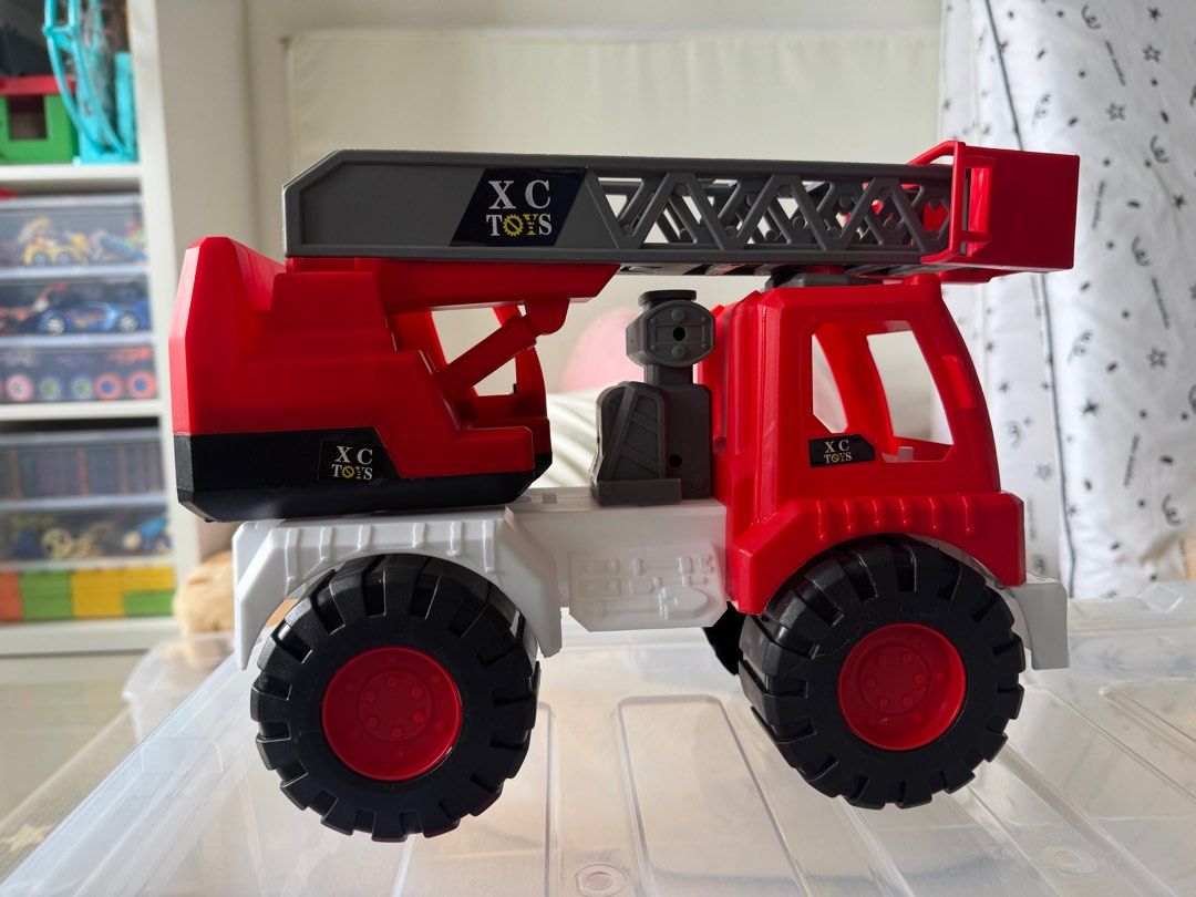 Fire engine (Category: Toys & Games) located in Petaling Jaya. Submitted by cecilia_bb (Listing ID 1373272673, Image 1). Description: .