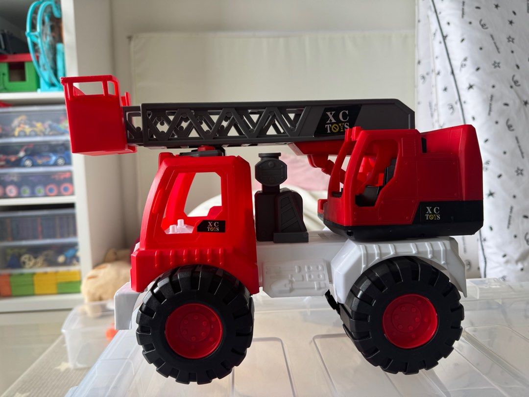 Fire engine (Category: Toys & Games) located in Petaling Jaya. Submitted by cecilia_bb (Listing ID 1373272673, Image 2). Description: .