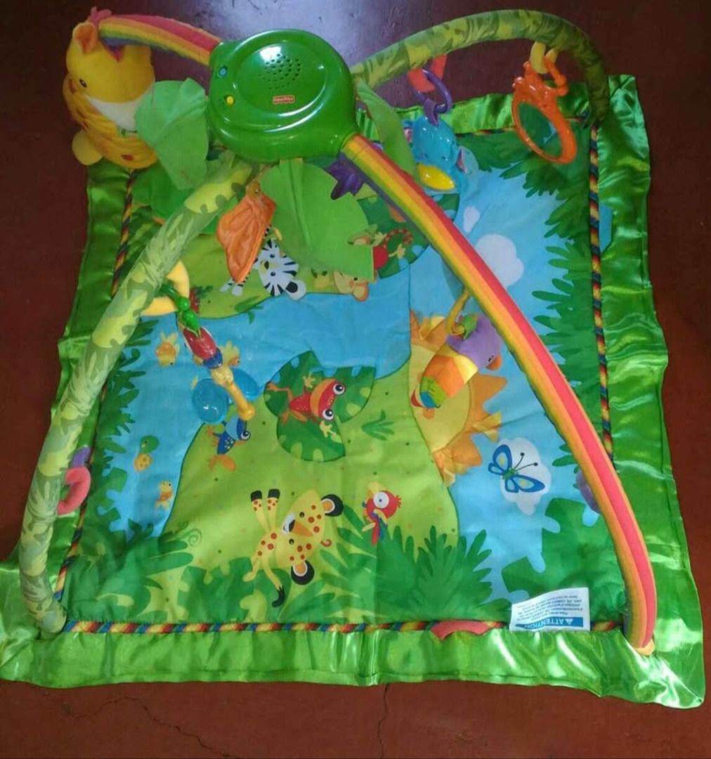 Fisher Price Play Gym (Category: Infant Playtime) located in Quezon City. Submitted by aucklyesh (Listing ID 1373391115, Image 3). Description: All complete Used working condition Sounds and light working No issue Sampaloc Manila rush MOP: BDO, Gcash.