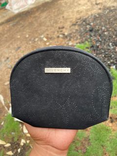 (Category: ) located in . Submitted by itsmethriftlist (Listing ID 1373230572, Image 1). Description: .