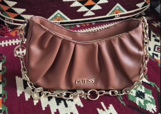 (Category: ) located in . Submitted by watch.hunter (Listing ID 1373239014, Image 1). Description: .