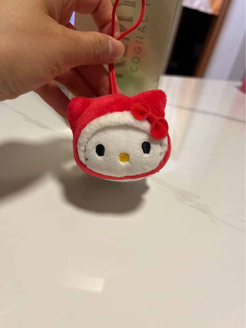 聖誕節Hello Kitty (7-11公仔) （分類：動漫角色周邊）位於 Hong Kong。 由 barbieeeeeeee 提交（商品編號 1373375103，圖片 2）。簡介： 聖誕節Hello Kitty (7-11公仔)。