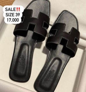 (Category: ) located in . Submitted by graciasluxurybag (Listing ID 1373267535, Image 1). Description: .