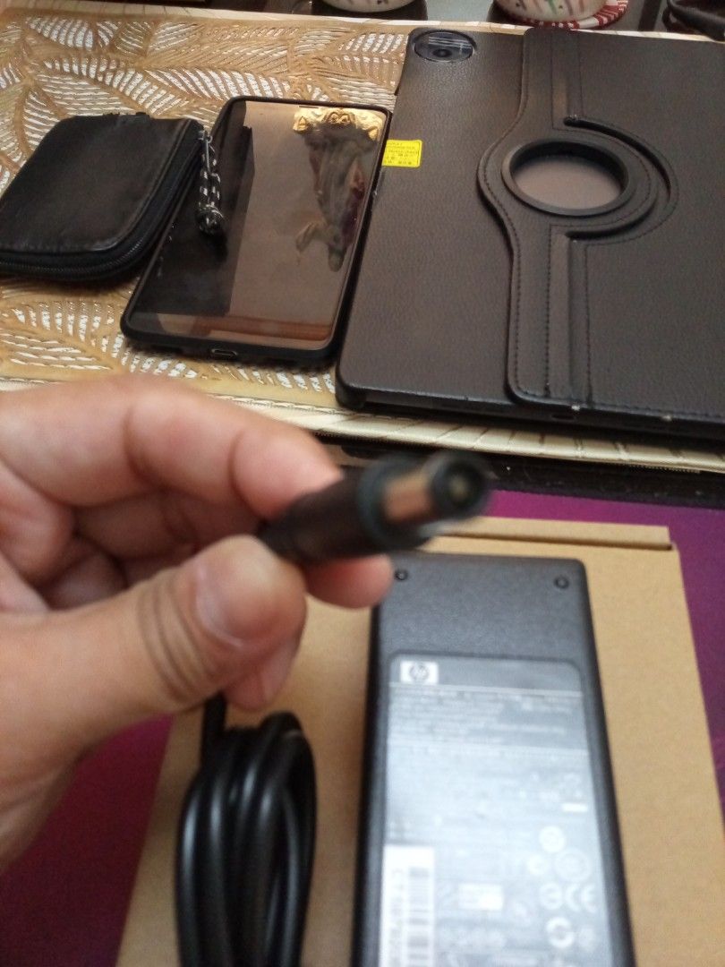Hp Laptop Charger (Category: Laptops & Notebooks) located in Mandaluyong City. Submitted by richardolshoppe (Listing ID 1373342797, Image 2). Description: available to choose from 18.5V 65 watts 19V 90 watts 19.5V 65 watts.