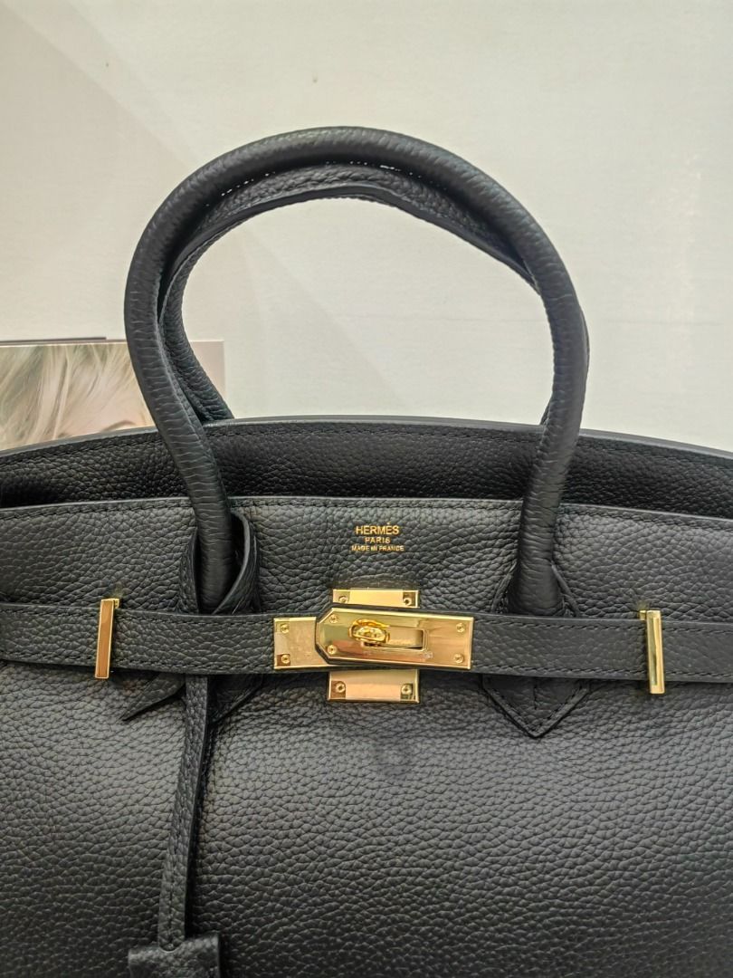 Japan Surplus Hermes Genuine Togo Leather (Category: Luxury Bags & Wallets) located in Cebu City. Submitted by elcoleccion21 (Listing ID 1373376247, Image 2). Description: Japan Surplus Genuine Togo leather No flaws Coded.