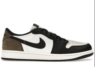 （分類：）位於 。 由 ech_sneakers 提交（商品編號 1373340154，圖片 1）。簡介： 。