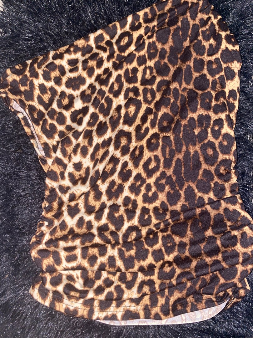Leopard Print Romwe Women S Fashion Tops Others Tops On Carousell