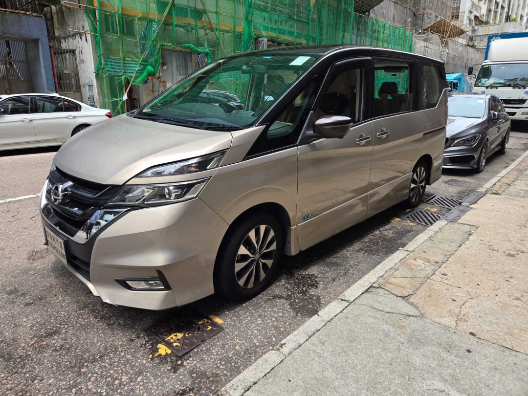Nissan  SERENA Highway Star VIP Auto62863128402563112