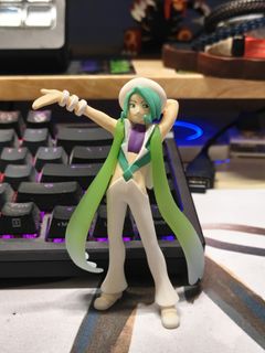 （分類：）位於 。 由 pokecollector27 提交（商品編號 1373360610，圖片 1）。簡介： 。