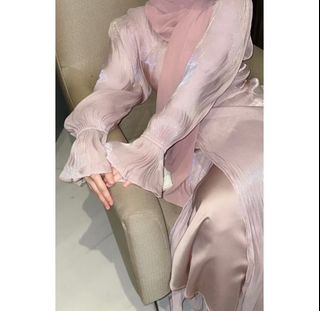 (Kategori: ) berada di . Dikirim oleh goodpreloved.bdl (ID iklan 1373378099, Gambar 1). Deskripsi: .