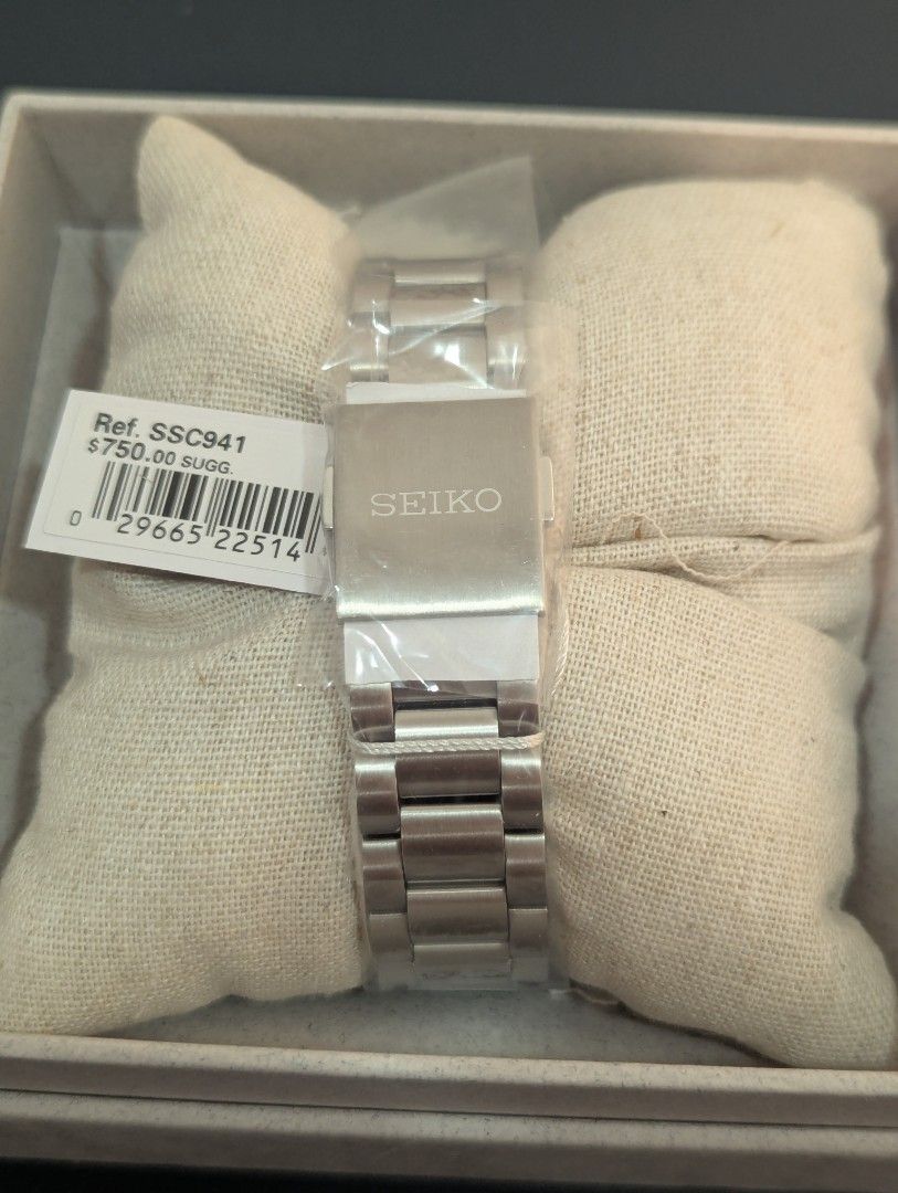 Seiko Prospex Speedtimer Solar Chronograph SSC941 (Category: Men's Watches) located in Quezon City. Submitted by nerd_herd (Listing ID 1369666620, Image 2). Description: Seiko Prospex Speedtimer Solar Chronograph SSC941 Brand New Complete boxed set Stamped 3yr warranty card P29,990 (Regular price) P28,990 (cash price) FREE Same day COD within M.M. via in-house riders Provincial - LBC COP (any LBC branch) or COD Mode of Payment: 💵 Cash on deliver