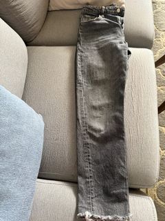 (Category: ) located in . Submitted by catnis (Listing ID 1373296631, Image 1). Description: .