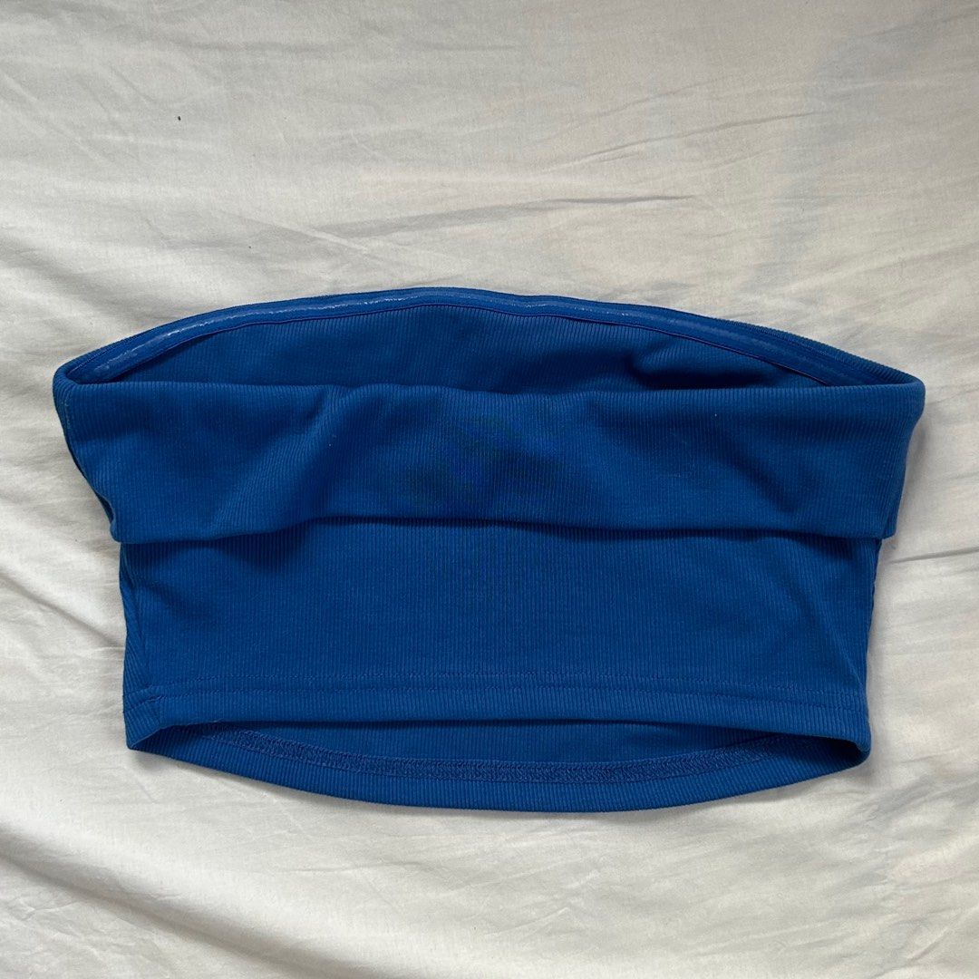 Shein Blue Tube Top (Category: Sleeveless) located in Cavite. Submitted by kydeclutter (Listing ID 1373346251, Image 2). Description: - Worn twice only - The perfect blue tube top! - Super nice paired with white pants.