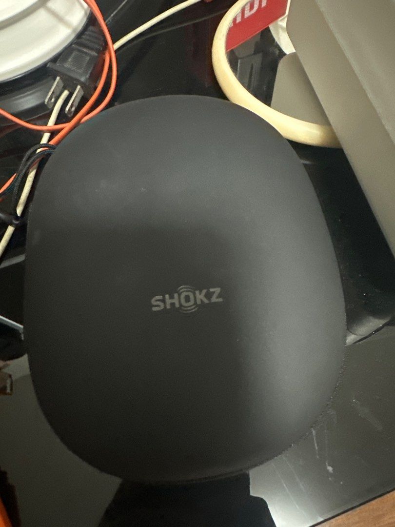 shokz openrun pro 2 mini black (Category: Headphones & Headsets) located in Manila. Submitted by manilashopaholic (Listing ID 1373370142, Image 3). Description: Bought last march 5, 2025 only RFS: i still prefer my airpods for running.