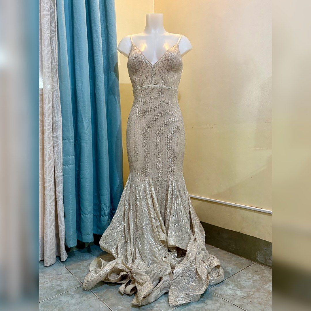 Sparkly Silver Sequin Mermaid Dress | Spaghetti Straps (Category: Evening dresses & gowns) located in Pasig City. Submitted by hannahperalts (Listing ID 1373258604, Image 1). Description: Worn only once, in perfect condition ✨ Adjustable spaghetti straps for the perfect fit. With built-in bra pads that lift and enhance the bust, making it look fuller and extra-flattering. When-worn photo available—PM me. 🛍️ Bought from SHEIN for ₱2,500 💸 Lettin